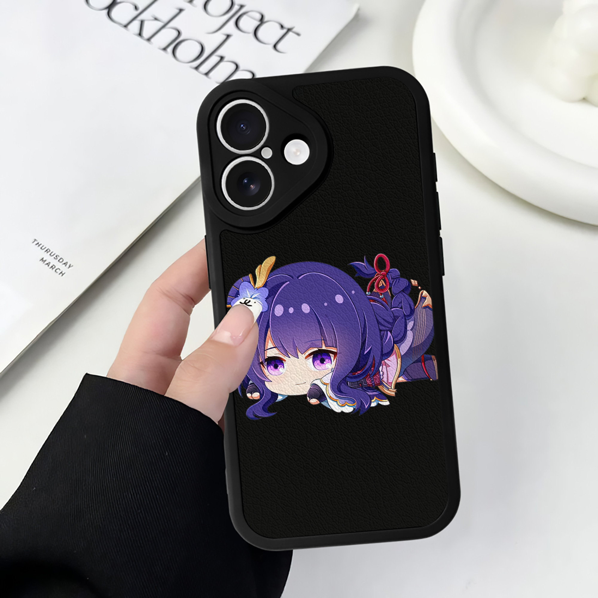 げんし神 雷電将軍 らいでんしょうぐん genshin Raiden Shogun 【iPhone 16シリーズ対応】シリコンスマホケース（レザー調） 材質：シリコン
